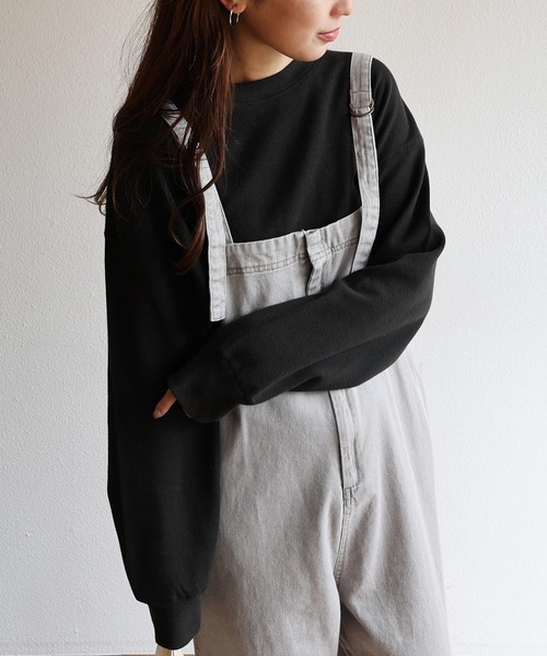 andme(アンドミー)の「コットンワッフル長袖クルーネックTシャツ(Tシャツ/カットソー・レディース・チャコールグレー/ブラック/ベージュ/ブルー/グリーン/アイボリー/グレイッシュベージュ・M)」の4枚目の写真