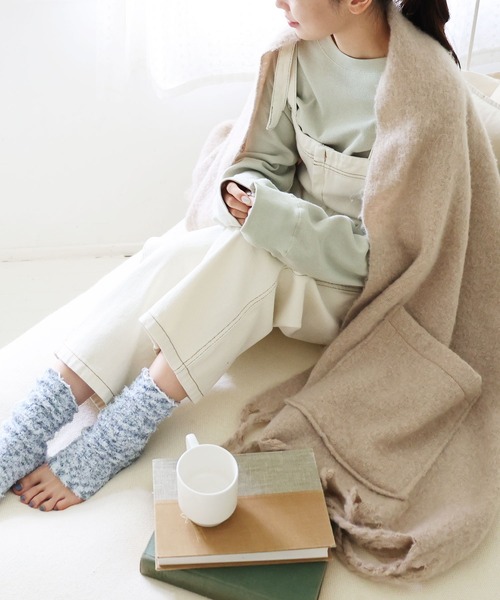 andme(アンドミー)の「コットンワッフル長袖クルーネックTシャツ(Tシャツ/カットソー・レディース・チャコールグレー/ブラック/ベージュ/ブルー/グリーン/アイボリー/グレイッシュベージュ・M)」の8枚目の写真