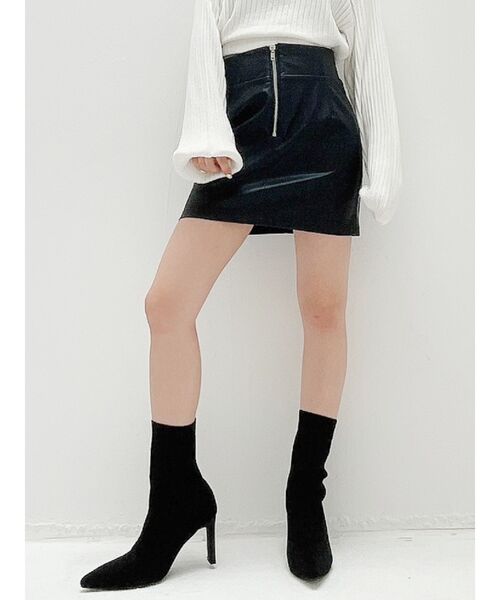 GYDA(ジェイダ)の「フェイクレザーZIPスカートライクショーパン(スカート・レディース・ブラック・SMALL/MEDIUM)」の10枚目の写真