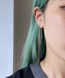 emouv by est（エモーヴバイエスト）の「emouv by est ダブルチェーンスイングピアス（ピアス（両耳用））」