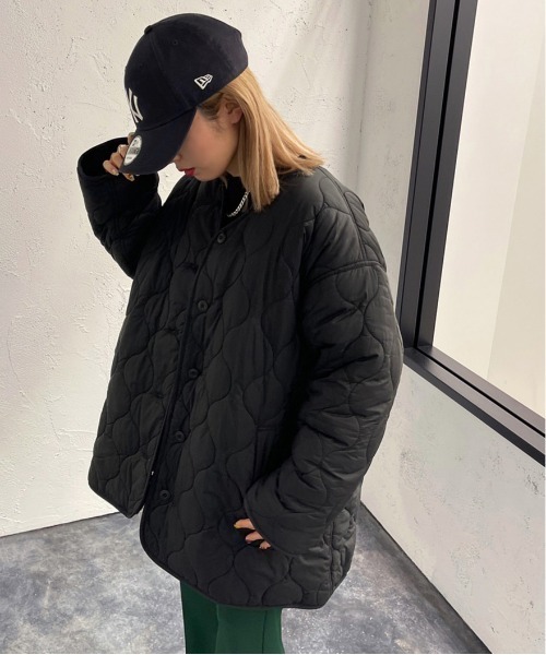 apres jour mignon(アプレジュールミニョン)の「リバーシブルキルティングブルゾン【ZOZOTOWN限定アイテム】(ブルゾン・レディース・ブラック/カーキ/ライトベージュ・X-LARGE/フリー)」の2枚目の写真