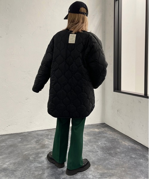 apres jour mignon(アプレジュールミニョン)の「リバーシブルキルティングブルゾン【ZOZOTOWN限定アイテム】(ブルゾン・レディース・ブラック/カーキ/ライトベージュ・X-LARGE/フリー)」の12枚目の写真