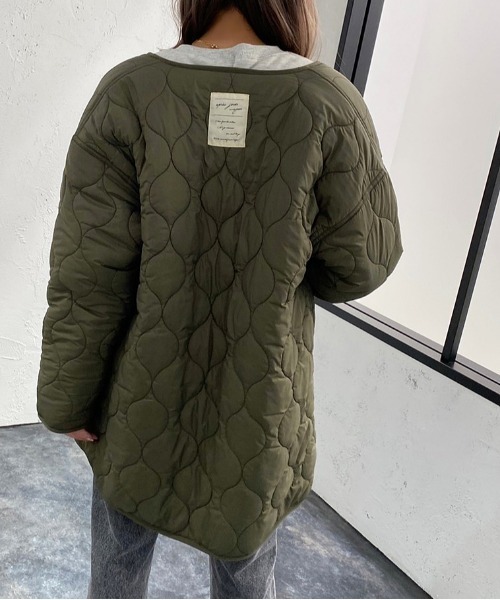 apres jour mignon(アプレジュールミニョン)の「リバーシブルキルティングブルゾン【ZOZOTOWN限定アイテム】(ブルゾン・レディース・ブラック/カーキ/ライトベージュ・X-LARGE/フリー)」の17枚目の写真