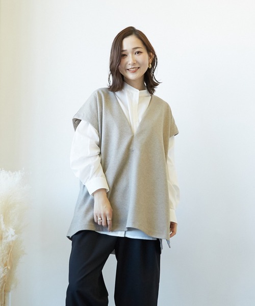 VIBGYOR(ヴィブジョー)の「カットツイル起毛深V-2wayトップス(AS)(その他トップス・レディース・チャコールグレー/ベージュ/ベージュ系その他・FREE)」の3枚目の写真