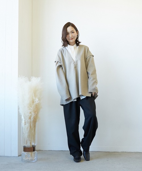 VIBGYOR(ヴィブジョー)の「カットツイル起毛深V-2wayトップス(AS)(その他トップス・レディース・チャコールグレー/ベージュ/ベージュ系その他・FREE)」の15枚目の写真