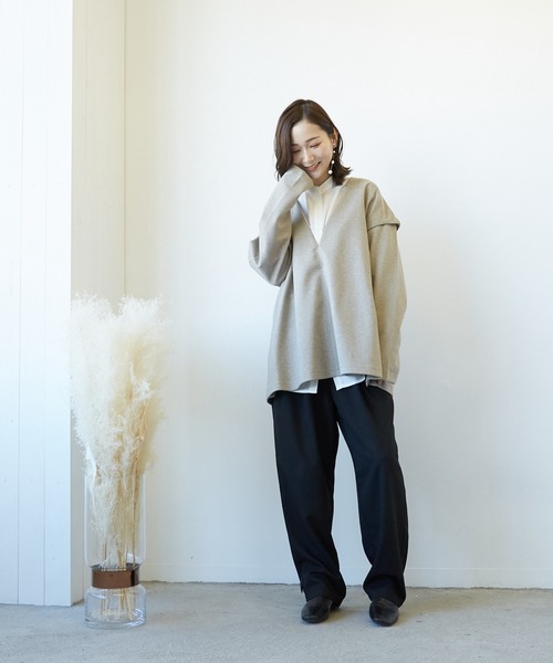 VIBGYOR(ヴィブジョー)の「カットツイル起毛深V-2wayトップス(AS)(その他トップス・レディース・チャコールグレー/ベージュ/ベージュ系その他・FREE)」の17枚目の写真