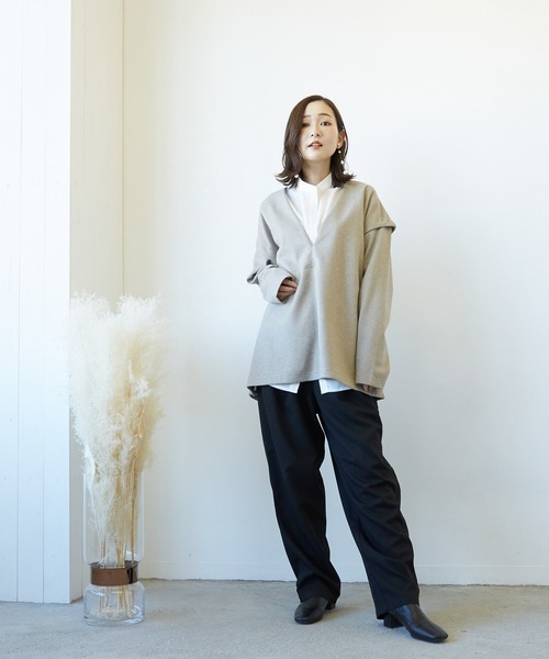 VIBGYOR(ヴィブジョー)の「カットツイル起毛深V-2wayトップス(AS)(その他トップス・レディース・チャコールグレー/ベージュ/ベージュ系その他・FREE)」の19枚目の写真
