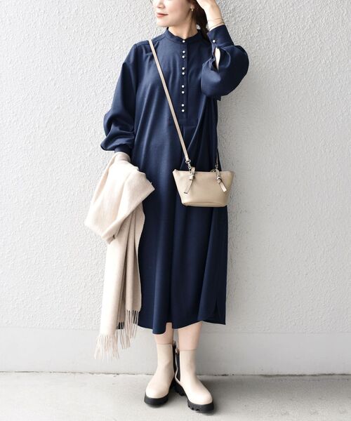 SHIPS（シップス）の「パールモチーフボタンワンピース
