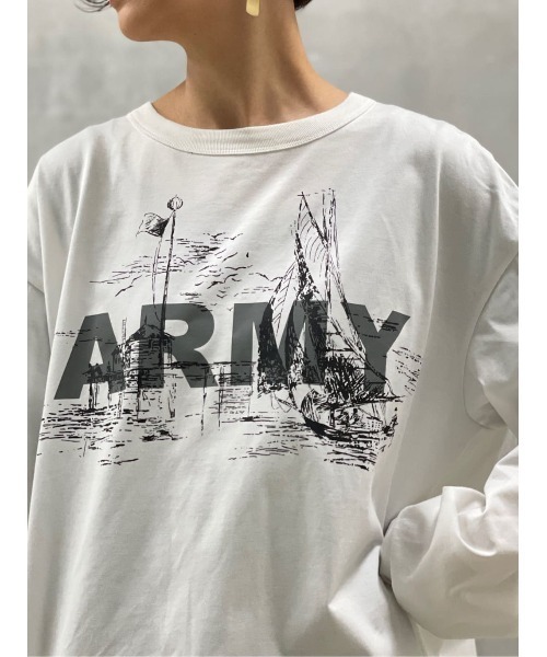 BEARDSLEY(ビアズリー)の「《FRIPIER・ユニセックス》ARMYロングTシャツ(マリーナ)(Tシャツ/カットソー・レディース・ホワイト/グレー・FREE)」の19枚目の写真
