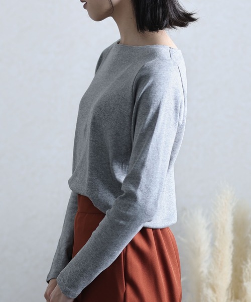 ElegChic（エレグシック）の「フライスボートネック ロング スリーブシャツ 長袖 （Tシャツ/カットソー・レディース・マジェンタ/ライトブルーグレー/チャコールグレー/杢グレー/ネイビー/ブラック/グレイッシュベージュ/ホワイト/カーキ・3L/4L/L/M/XL）」の16枚目の写真