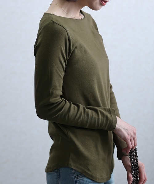 ElegChic（エレグシック）の「フライスボートネック ロング スリーブシャツ 長袖 （Tシャツ/カットソー・レディース・マジェンタ/ライトブルーグレー/チャコールグレー/杢グレー/ネイビー/ブラック/グレイッシュベージュ/ホワイト/カーキ・3L/4L/L/M/XL）」の17枚目の写真