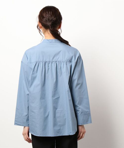 PICCIN（ピッチン）の「フロントフリルブラウス（シャツ/ブラウス・レディース・ベージュ/オフホワイト/サックスブルー・M）」の5枚目の写真