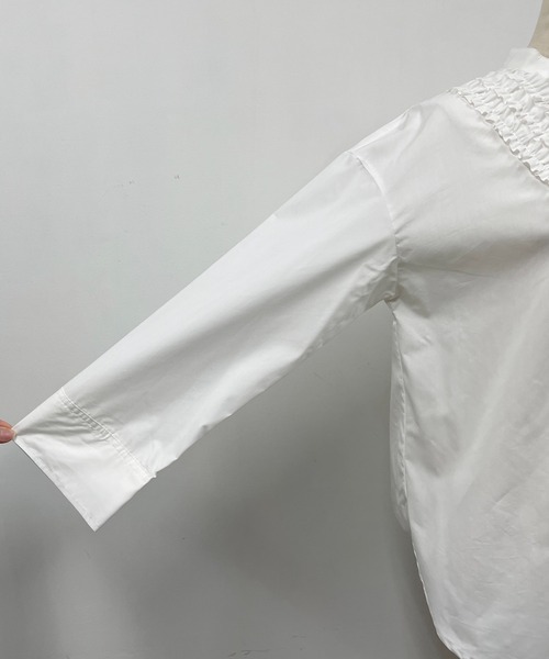 PICCIN（ピッチン）の「フロントフリルブラウス（シャツ/ブラウス・レディース・ベージュ/オフホワイト/サックスブルー・M）」の14枚目の写真