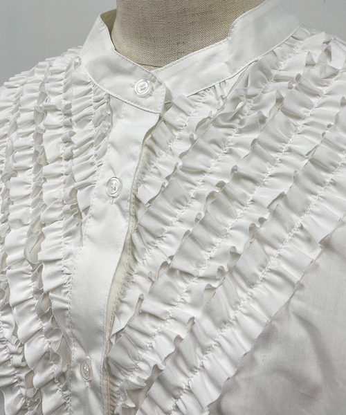 PICCIN（ピッチン）の「フロントフリルブラウス（シャツ/ブラウス・レディース・ベージュ/オフホワイト/サックスブルー・M）」の12枚目の写真