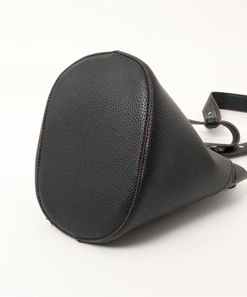 lala Born（ララボーン）の「2wayバケツ型バッグ（ハンドバッグ・レディース・ブラック/カーキ/ブラウン/ホワイト・FREE）」の11枚目の写真