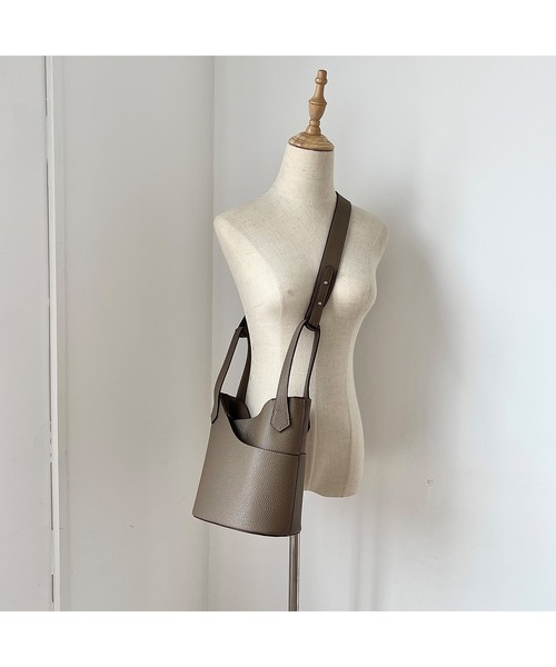 lala Born（ララボーン）の「2wayバケツ型バッグ（ハンドバッグ・レディース・ブラック/カーキ/ブラウン/ホワイト・FREE）」の20枚目の写真