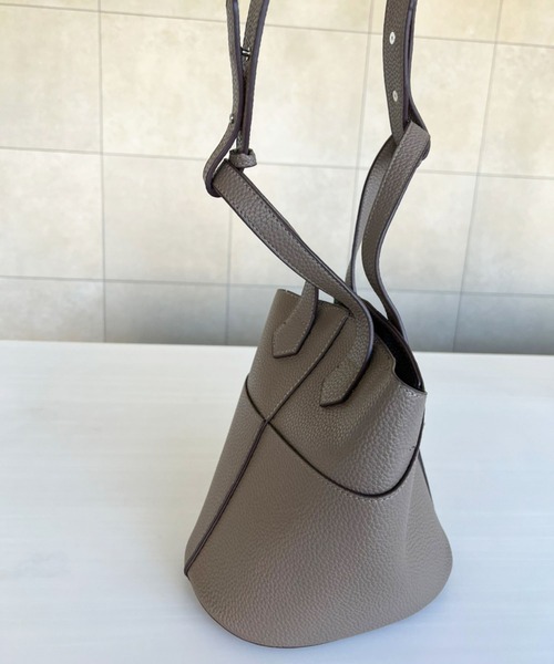 lala Born（ララボーン）の「2wayバケツ型バッグ（ハンドバッグ・レディース・ブラック/カーキ/ブラウン/ホワイト・FREE）」の18枚目の写真