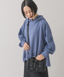 story. | Cour Carre an ONLINE STORE