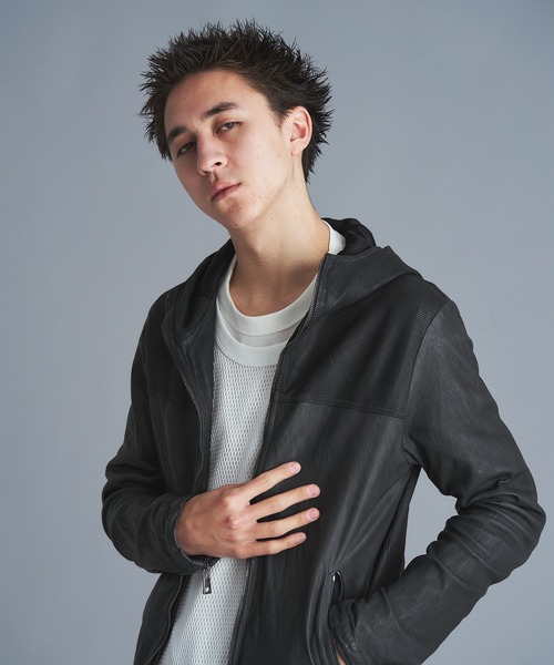 GIORGIO BRATO(ジョルジオブラット)の「GIORGIO BRATO × onegravity / フーデットパンチングレザージャケット(ブルゾン・メンズ・チャコールグレー/オフホワイト・46/48/50)」の17枚目の写真