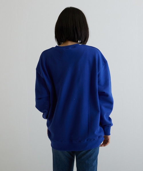 VIBGYOR(ヴィブジョー)の「【CHICHI】PARAMUS LOGO / パラマス ロゴ 配色刺繍 クルーネック スウェット(スウェット・レディース・イエロー/ブルー/グレー系その他・FREE)」の4枚目の写真