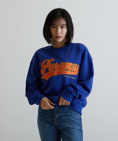 VIBGYOR(ヴィブジョー)の「【CHICHI】PARAMUS LOGO / パラマス ロゴ 配色刺繍 クルーネック スウェット(スウェット・レディース・イエロー/ブルー/グレー系その他・FREE)」の5枚目の写真