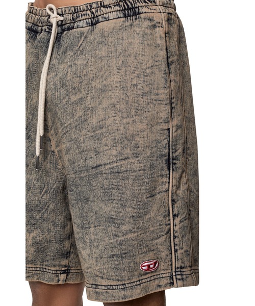 DIESEL(ディーゼル)の「DIESEL SS22 メンズ デニム ショートパンツ トラックデニム(その他パンツ・メンズ・レッド/ブルー/ピンク系その他・X-LARGE/XX-LARGE/LARGE/SMALL/X-SMALL/MEDIUM)」の22枚目の写真