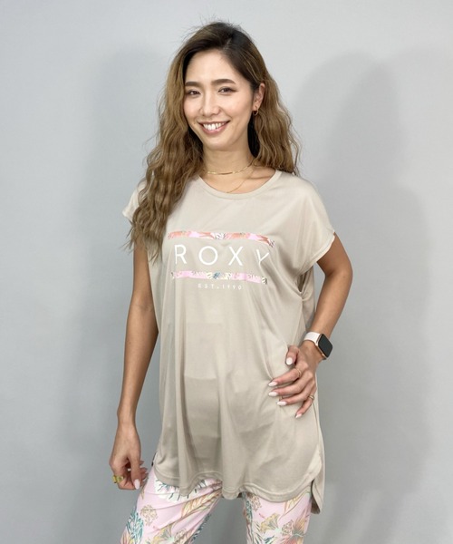 ROXY(ロキシー)の「ROXY/ロキシー 水陸両用/ロング丈/ボタニカル柄ロゴTシャツ/ラッシュガードTシャツ RLY222030(Tシャツ/カットソー・レディース・ブラック/ベージュ/ピンク・M/L)」の4枚目の写真