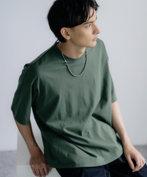 Rocky Monroe(ロッキーモンロー)の「オーバーサイズ USAコットン 無地 クルーネック半袖ビッグTシャツ(Tシャツ/カットソー・メンズ・ホワイト/ライトグレー/ブラック/ベージュ/パープル/ブラウン/ピンク/イエロー/ブルー/グリーン/チャコール・M/L/XL)」の1枚目の写真