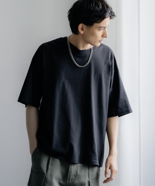 Rocky Monroe(ロッキーモンロー)の「オーバーサイズ USAコットン 無地 クルーネック半袖ビッグTシャツ(Tシャツ/カットソー・メンズ・ホワイト/ライトグレー/ブラック/ベージュ/パープル/ブラウン/ピンク/イエロー/ブルー/グリーン/チャコール・M/L/XL)」の3枚目の写真