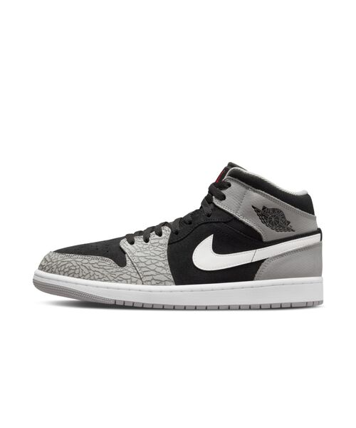 JORDAN BRAND（ジョーダンブランド）の「エア ジョーダン 1 MID SE メンズシューズ / Air Jordan 1 Mid SE Men's Shoes（スニーカー・メンズ・ブラック・26/29/27/30/28.5/25.5/26.5/27.5/25/28/29.5）」の17枚目の写真