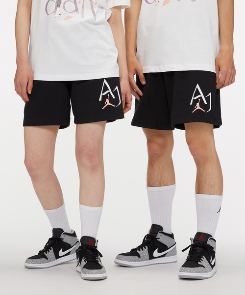 JORDAN BRAND（ジョーダンブランド）の「エア ジョーダン 1 MID SE メンズシューズ / Air Jordan 1 Mid SE Men's Shoes（スニーカー・メンズ・ブラック・26/29/27/30/28.5/25.5/26.5/27.5/25/28/29.5）」の21枚目の写真