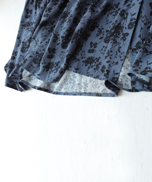antiqua（アンティカ）の「花柄ティアードワンピース（ワンピース・レディース・ブラック/ネイビー・FREE）」の10枚目の写真