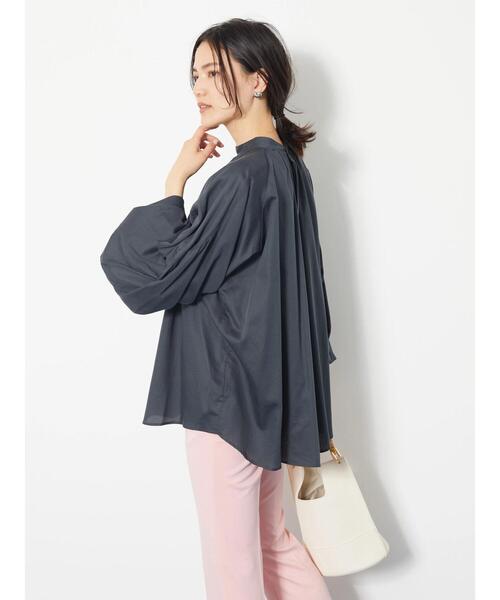 AMERICAN HOLIC(アメリカンホリック)の「2Wayスタンドカラーギャザーブラウス(シャツ/ブラウス・レディース・アイボリー/チャコールグレー・M/L)」の21枚目の写真