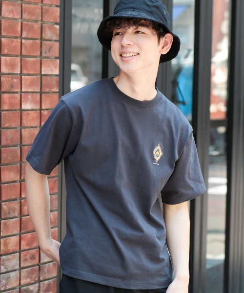 POWER TO THE PEOPLE(パワートゥーザピープル)の「【ユニセックス】moving オルテガプリントTシャツ(Tシャツ/カットソー・メンズ・ホワイト/ブラック・LARGE/MEDIUM)」の13枚目の写真