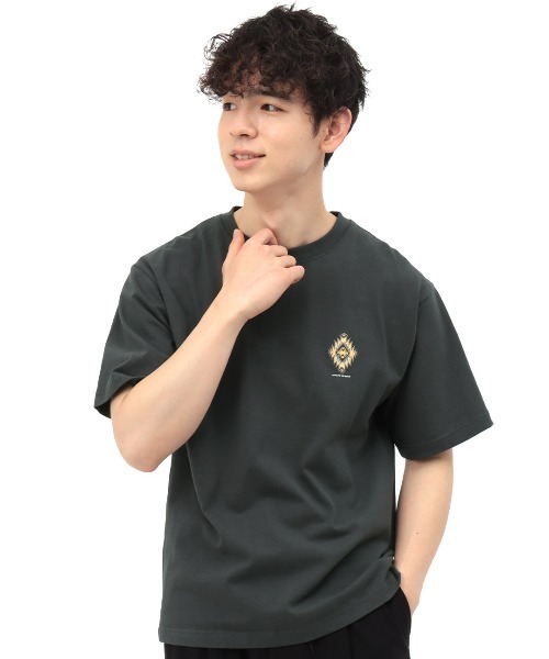 POWER TO THE PEOPLE(パワートゥーザピープル)の「【ユニセックス】moving オルテガプリントTシャツ(Tシャツ/カットソー・メンズ・ホワイト/ブラック・LARGE/MEDIUM)」の15枚目の写真
