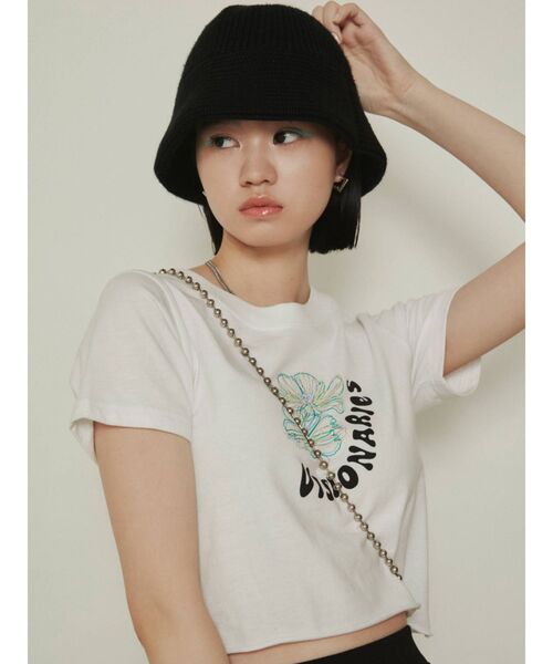 EMODA(エモダ)の「ショートボックスロゴTシャツ(Tシャツ/カットソー・レディース・ブラック/ホワイト/ブルー/ブラウン・FREE)」の18枚目の写真