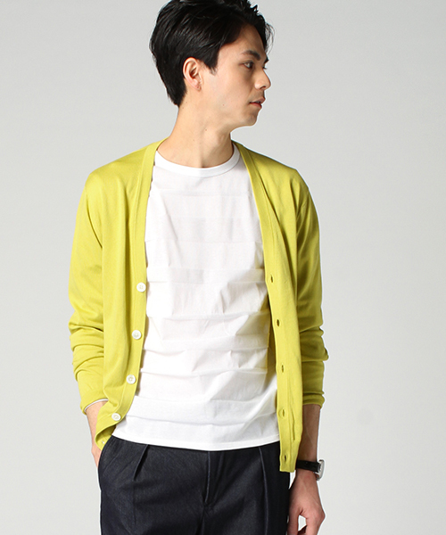 EDIFICE(エディフィス)の「◇16GG Vカーディガン(カーディガン/ボレロ・メンズ・グリーン/イエロー/ホワイト/ネイビー/ピンク・44/48/46)」の4枚目の写真