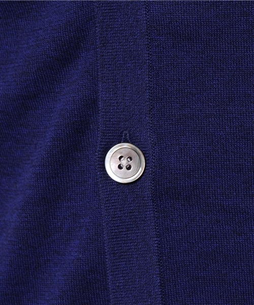 EDIFICE(エディフィス)の「◇16GG Vカーディガン(カーディガン/ボレロ・メンズ・グリーン/イエロー/ホワイト/ネイビー/ピンク・44/48/46)」の13枚目の写真