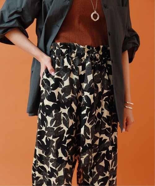 IENA（イエナ）の「maison リーフプリント ワイドイージーパンツ