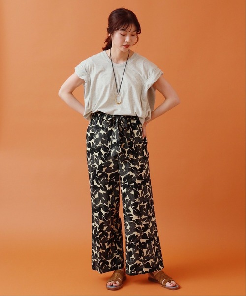 IENA お値下げ☆未使用タグ付☆maisonリーフプリント ワイドイージーPT IENA（イエナ）の「maison リーフプリント ワイドイージーパンツ