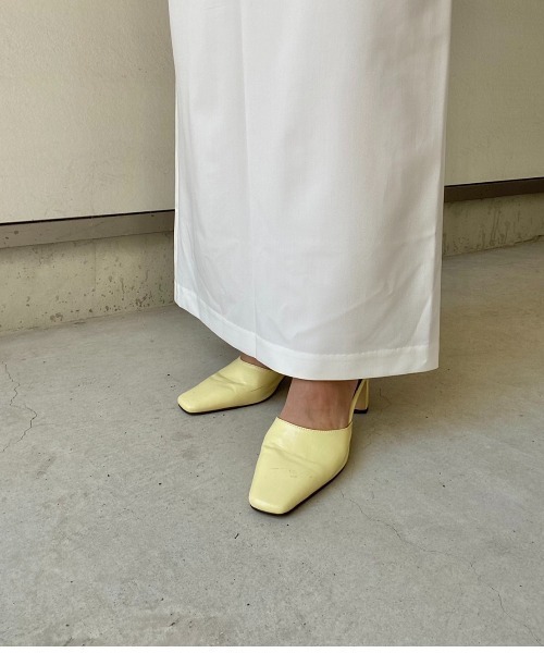 AMAIL(アマイル)の「Standard funny pumps(パンプス・レディース・イエロー/ブラック・L/M/S)」の1枚目の写真