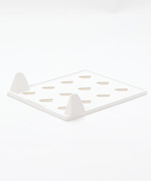 aimoha（アイモハ）の「折たたみボード　積み重ね衣類収納（収納グッズ・レディース・ホワイト・MEDIUM/LARGE/X-LARGE）」の2枚目の写真