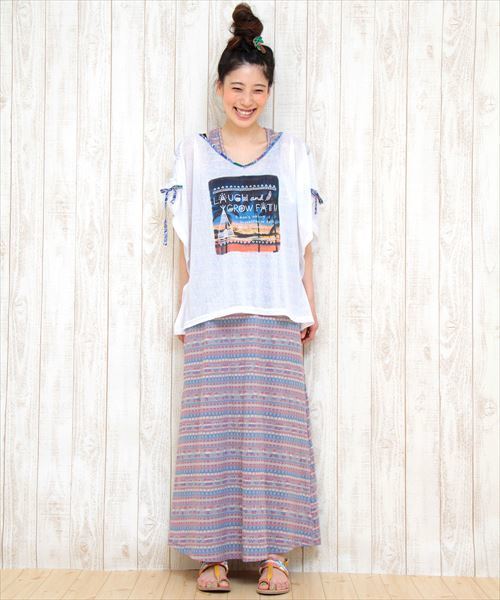 チチカカ（チチカカ）の「サンセットクリアーポンチョ　　　　　　　　　　　（Tシャツ/カットソー・レディース・ホワイト/レッド/ネイビー・FREE）」の17枚目の写真