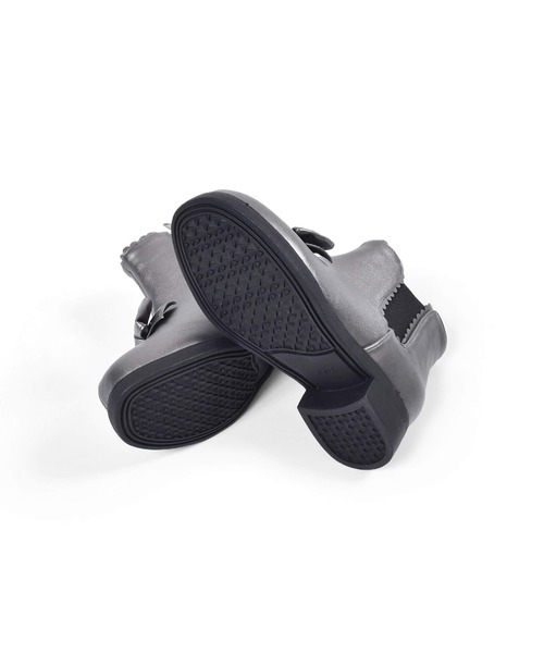 BeBe（ベベ）の「BeBe/合皮リボンブーツ(16~21cm)（ブーツ・キッズ・グレー/ブラウン・18/19/20/21/16/17）」の14枚目の写真