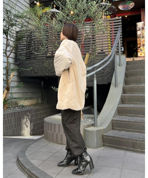 LiSeek（リシーク）の「【LiSeeK】ファーベストドッキングブルゾン（ブルゾン・レディース・アイボリー/ブラック・FREE）」の10枚目の写真