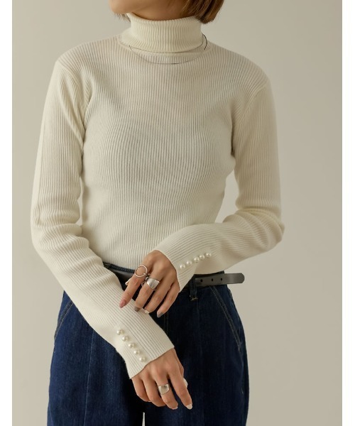 [WINTERCOLLECTION]袖パール付きリブニットタートルネックトップス