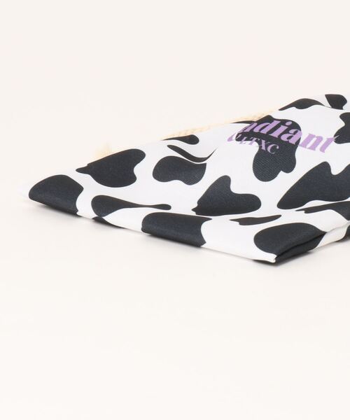 LOVETOXIC（ラブトキシック）の「ミニ巾着ポーチ（ポーチ・キッズ・ブラック/サックスブルー/オフホワイト/レッド/ラベンダー・FREE）」の6枚目の写真