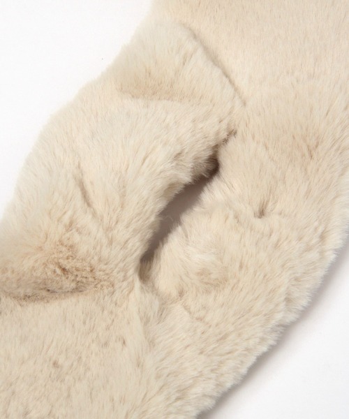 GLOBAL WORK（グローバルワーク）の「洗えるフェイクファーティペット/299658（ネックウォーマー/スヌード・キッズ・オフホワイト/チャコールグレー・FREE）」の7枚目の写真