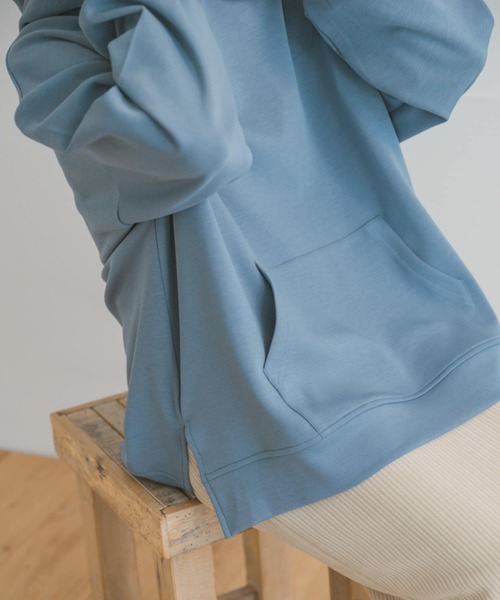 ITEMS URBANRESEARCH（アイテムズ アーバンリサーチ）の「ライトダンボールパーカー（パーカー・レディース・グレー系その他/ブラック/ブラウン/ブルー・FREE）」の11枚目の写真