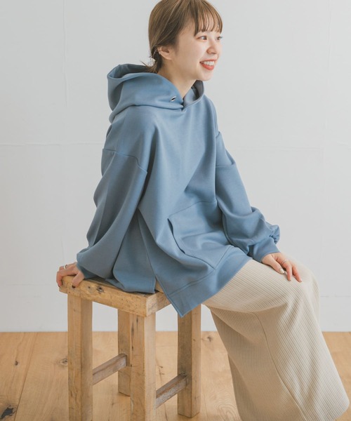 ITEMS URBANRESEARCH（アイテムズ アーバンリサーチ）の「ライトダンボールパーカー（パーカー・レディース・グレー系その他/ブラック/ブラウン/ブルー・FREE）」の12枚目の写真